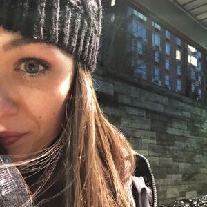 Meet your Posher, Claire